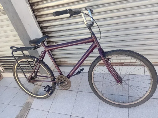 Bicicleta aro 29  com bagageiro 