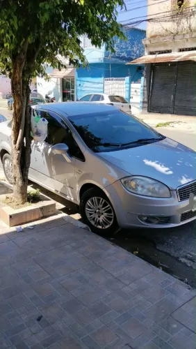 Fiat Linea Essence Dualogic 1.8 Flex 16V 4P 2022