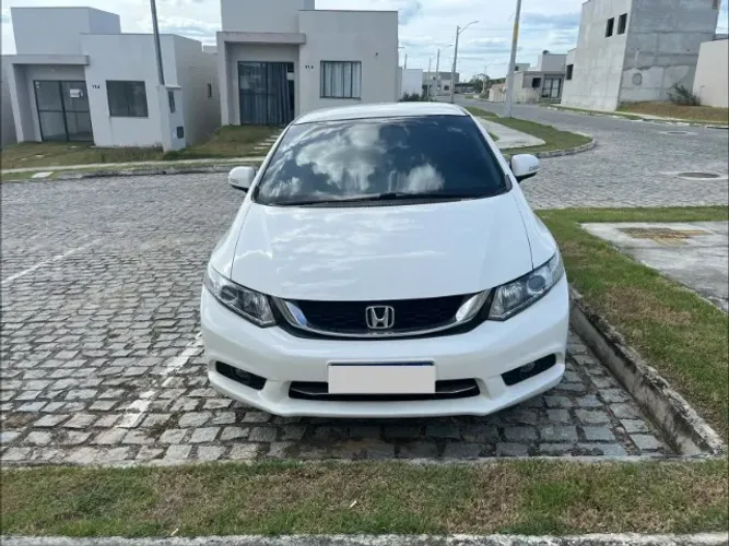 Honda Civic Sedan LXR 2.0 Flexone 16V Aut. 4P 2016
