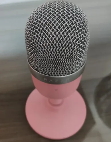 Microfone Razer Seiren Mini Quartz