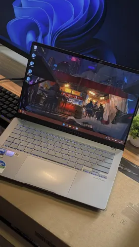 ASUS Vivobook S 14 OLED - Intel Core Ultra 7 258V | Impecável!