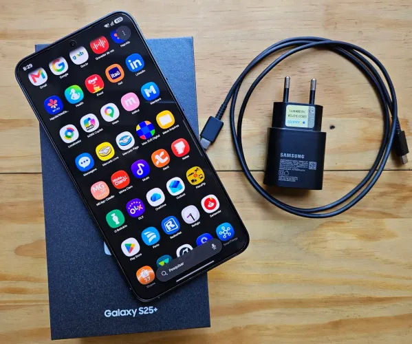 Samsung Galaxy S25+ 5G, 512GB, 12GB RAM, Tela 6.7" Preto