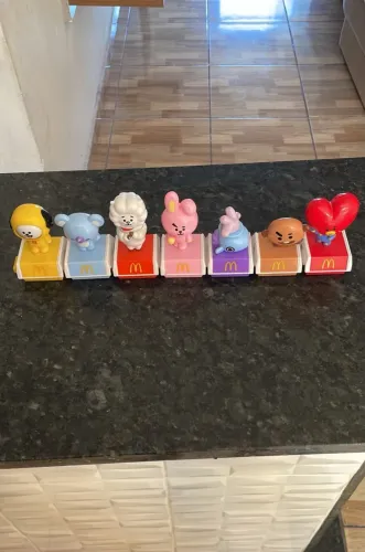 Coleção Completa 7 Bonecos BT21 BTS McDonald?s 2024 - Raros. Aceito propostas