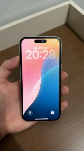 iPhone 15
