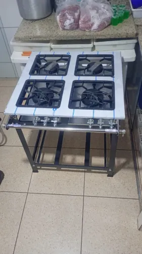 FOGÃO JMARTINS 4 BOCAS COM ACABAMENTO EM INOX- NOVO