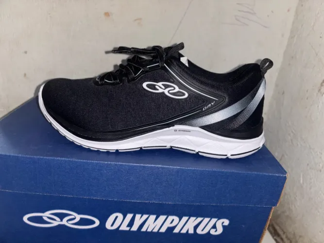 Tênis Novo Olympikus com nota fiscal número 36
