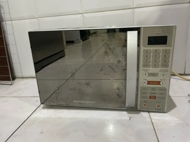 Microondas Brastemp 18L
