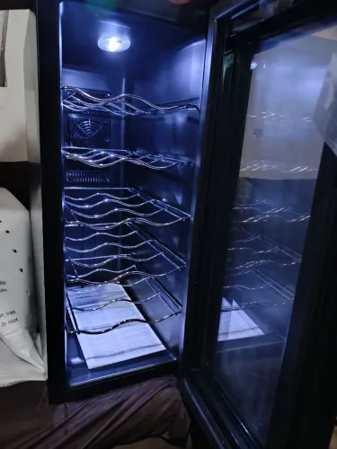 Adega climatizada de vinho 12 garrafas
