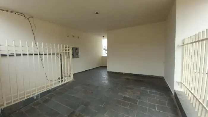 Casa de vila para aluguel possui 60 metros quadrados com 2 quartos