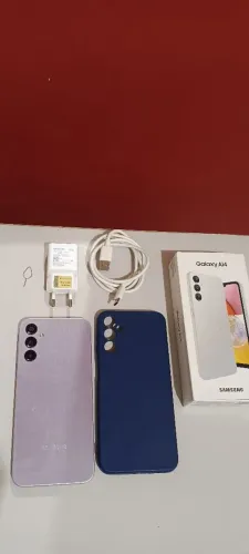 A14 Samsung 4g 128 GB.Com Android 15.preço 700,00 reais.n entrego.