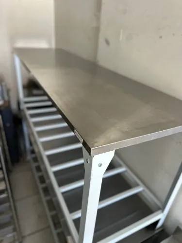 Mesa em inox 1.90 X 55cm