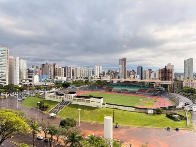 Apartamento para alugar em Maringá, Zona 07, com 3 quartos, com 115 m², Tayane