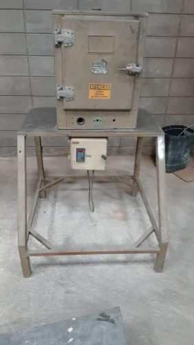 FORNO INDUSTRIAL PEQUENO 