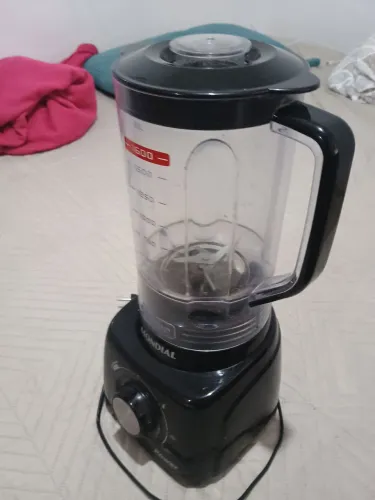 01 liquidificador Mondial 1600 Turbo bom estado de conservação