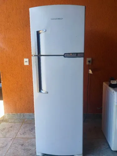 Geladeira Brastemp Frost Free 380 lts funcionando perfeitamente