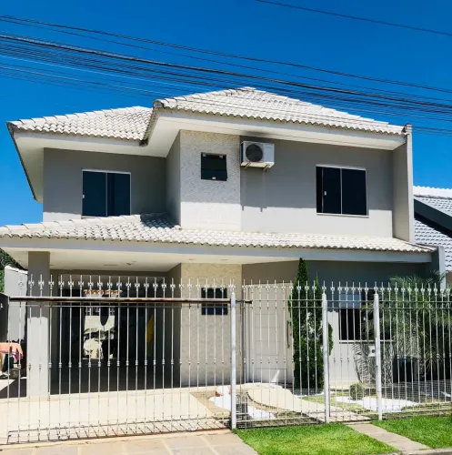 Imóvel para venda possui 121 metros quadrados com 3 quartos em Parque Independência - Itag