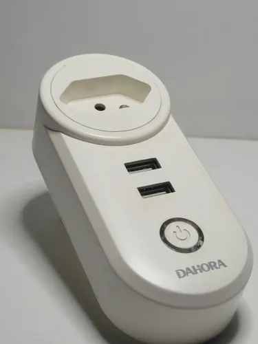 Tomada Inteligente Wi-Fi Dahora 16A Com 2 Portas USB Alexa