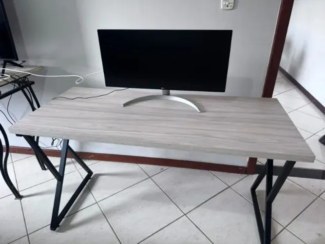 Mesa 1.35x60 Para Escritório Escrivaninha Linha New Light