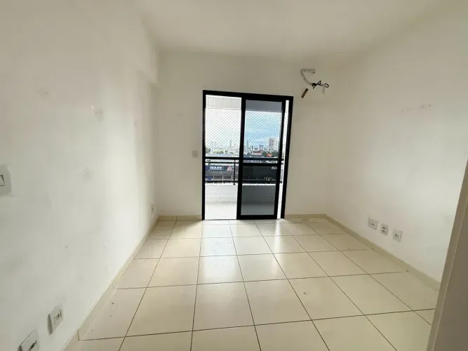 Vendo apartamento no Ed. Águas de Março - localizado na Av. Almirante Barroso