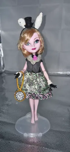 Boneca Ever After High Bunny Blanc Mattel 2014