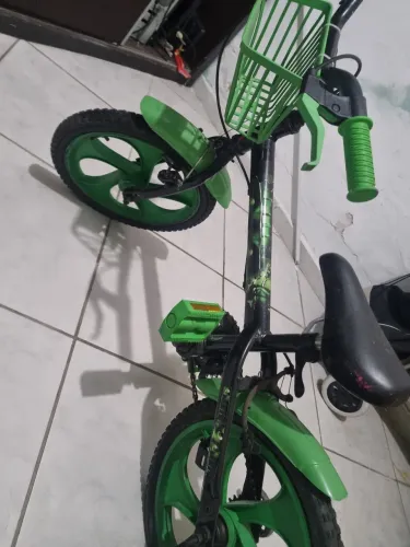 Bicicleta infantil 80 reais _ so retirada