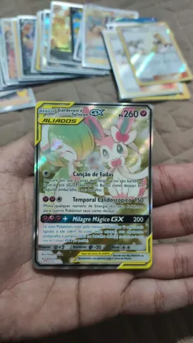 Gardevoir e Sylveon (205/214) SP+ / Carta pokémon