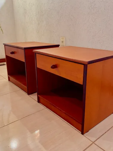 Conjunto de duas cabeceiras de casal
