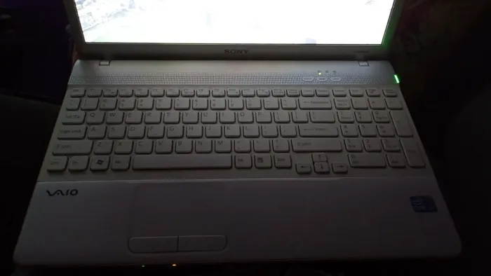 Notebook Sony vaio ótimo estado com bateria ... 
