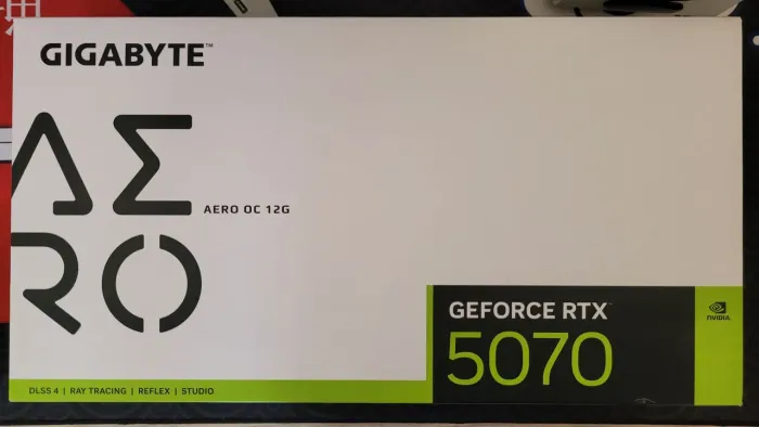 RTX 5070 AERO OC