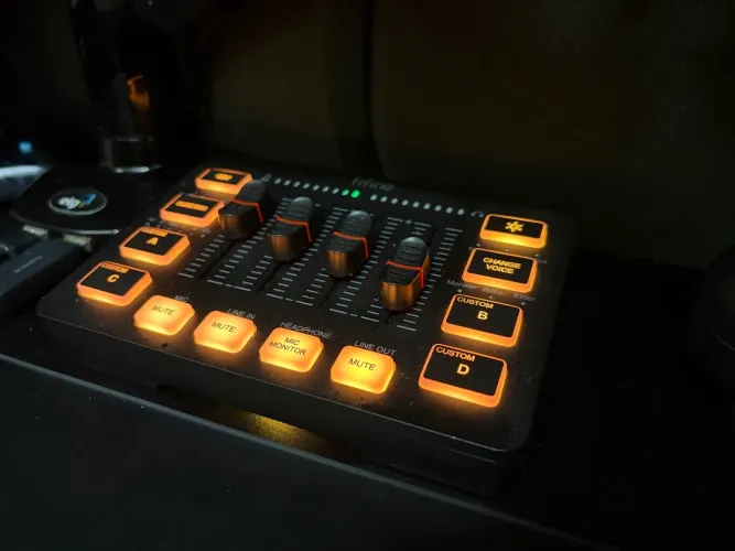 Mixer de áudio - fifine SC3
