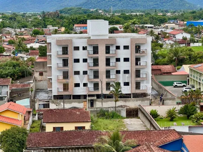 Apartamento Residencial / Porto Novo