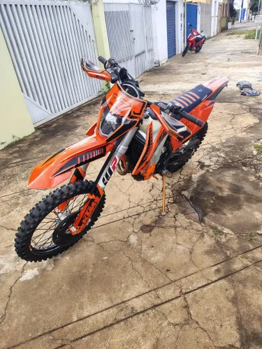 KTM 250 (Preventiva feita) moto só pegar e andar.