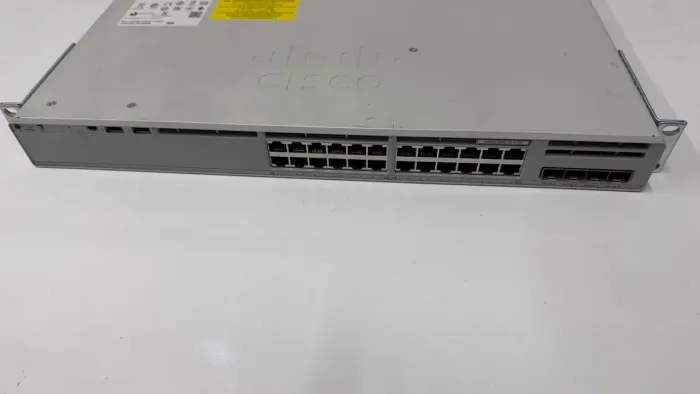 Switch Cisco 9200l 24t- 10gb