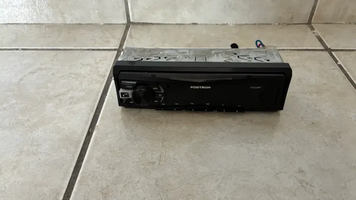 Auto rádio 