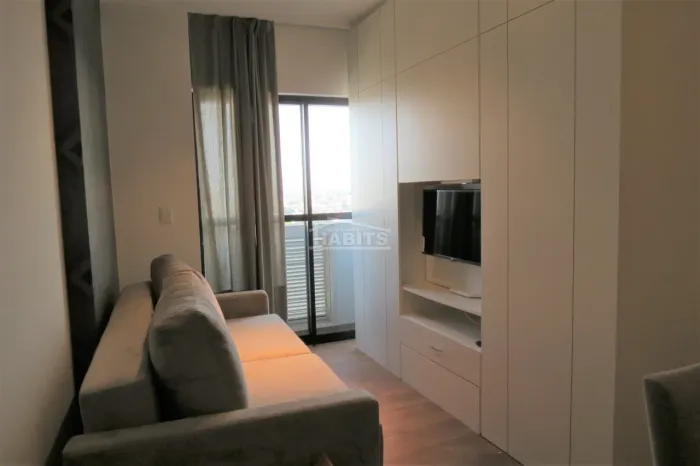 STUDIO com 1 dormitório para alugar com 50m² por R$ 1.900,00 no bairro Centro - CURITIBA /