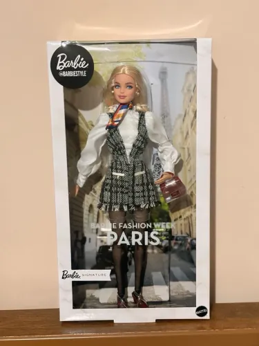BONECA BARBIE FASHION WEEK PARIS