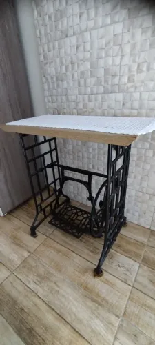 Pé de máquina de custura