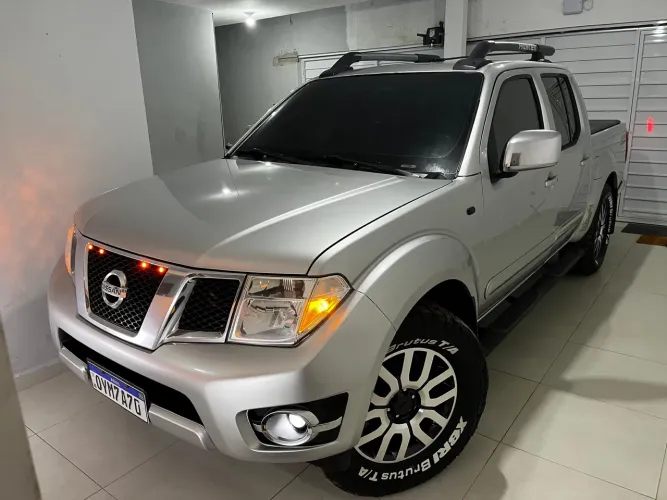 Nissan Frontier SL CD 4X4 2.5tb Diesel AUT 2015