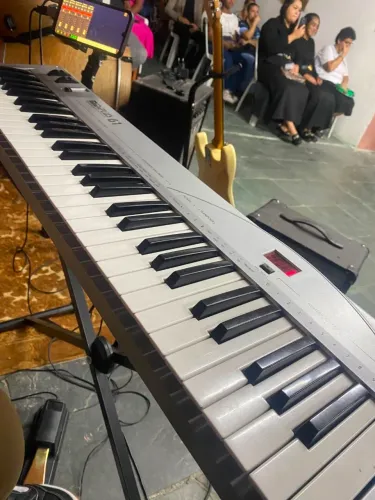 Controlador 61 teclas