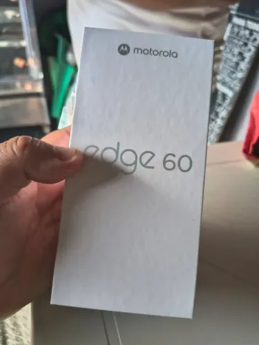 Motorola edge 60 lacrado na caixa nota fiscal nunca usado pra agora 