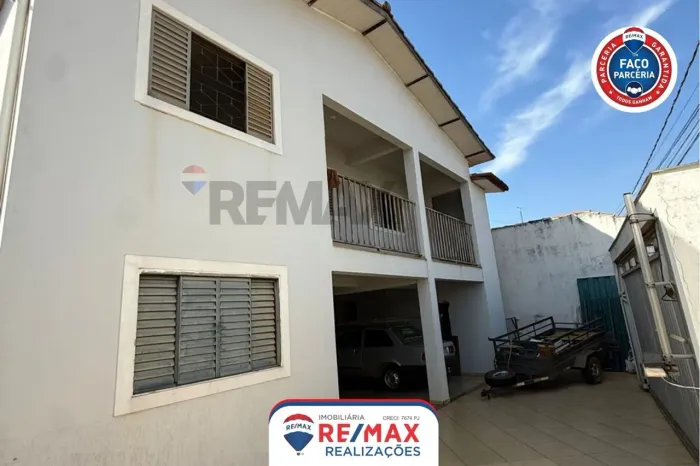 VENDA - Duplex no Bairro Antônio Caixeta  Patos de Minas/MG