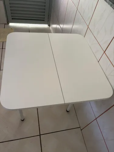 VENDE-SE MESA 2 EM 1