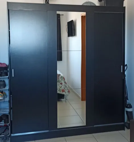 Guarda-Roupas