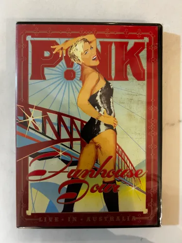 DVD Pink - Funhouse Tour - Live In Austrália