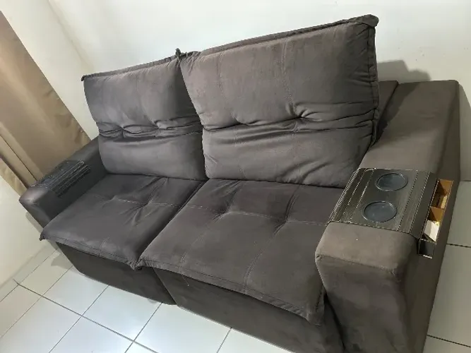 Sofá retrátil