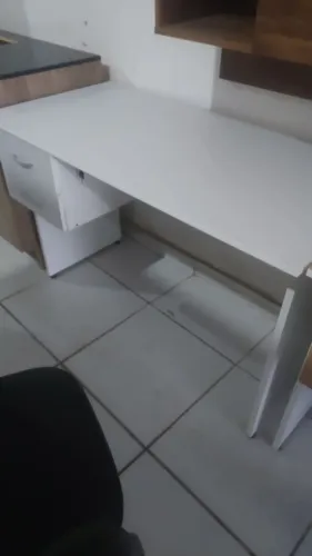Mesa p/ escritório mdf 1,20×60 (nova )