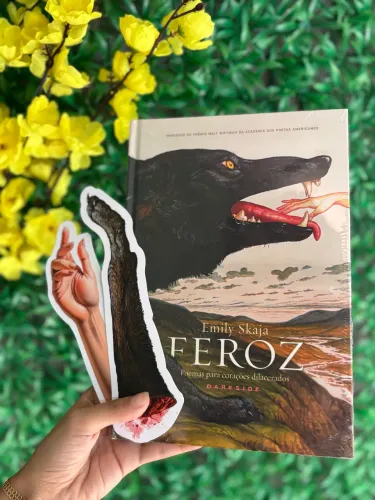 Livro Feroz : Poemas para corações Dilacerados + 2 Cards ( Darkside)