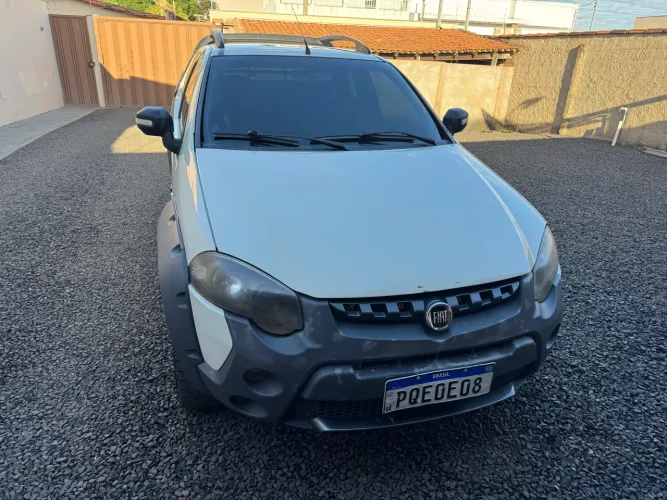 Fiat Strada Adventure1.8/ 1.8 Locker Flex CD 2016