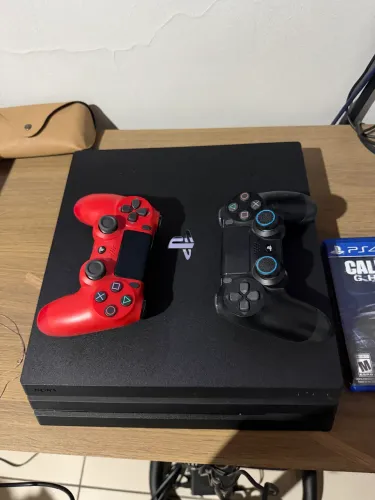 PlayStation 4 - Pro 1TB