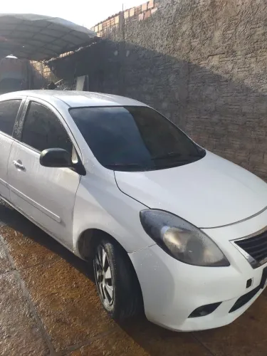 Nissan Versa SV 1.6 16V Flex Fuel 4P Mec. 2014